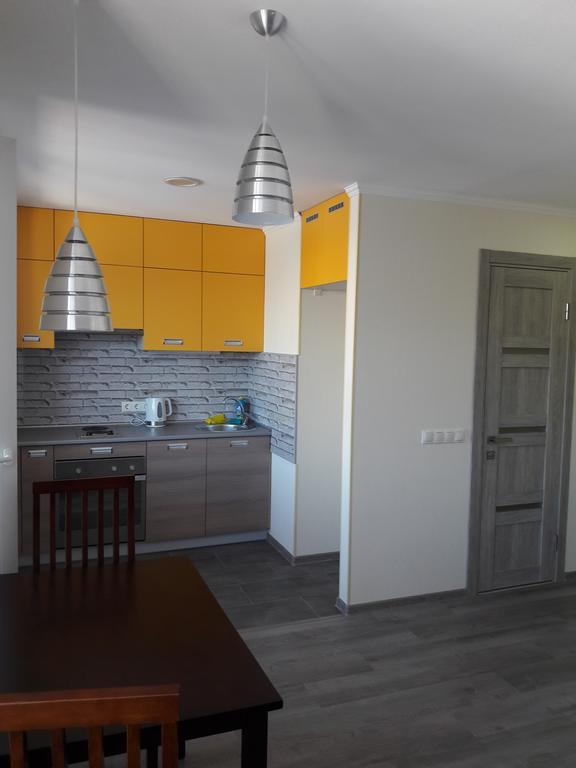 Ferienwohnung Apartmens Near Metalist Charkiw Exterior foto